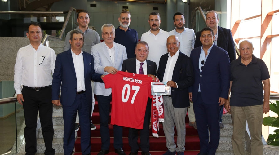 Başkan Böcek: Antalyaspor'umuza desteğimiz tamdır
