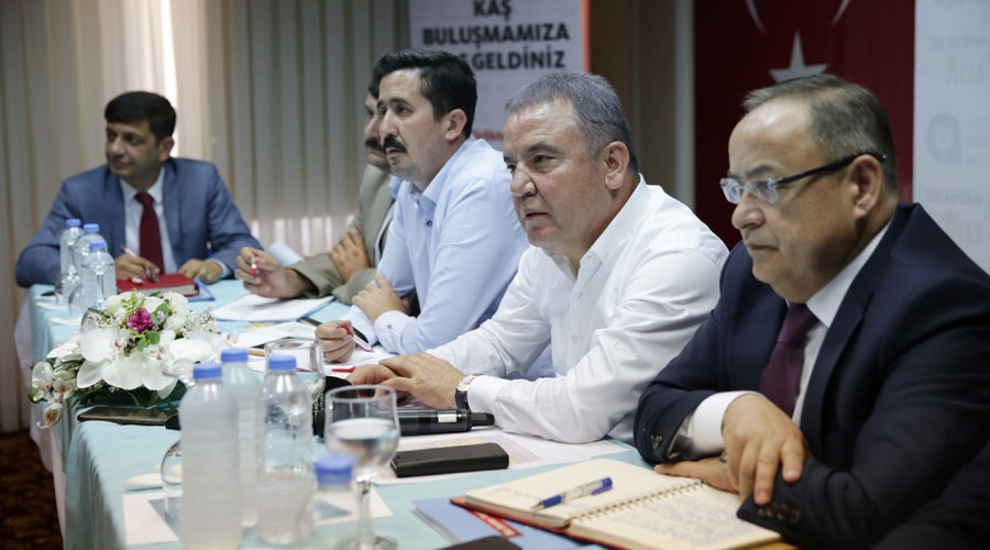 'Görmeden 350 milyon lira yatırmayacağım'