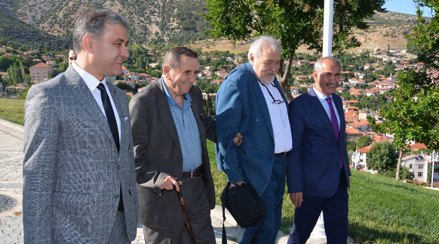 Prof. Dr. Ortaylı: Elmalı'da dikili ağacınız olsun