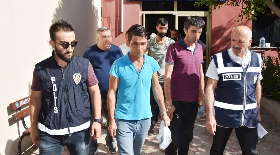 107 kişi gözaltına alındı