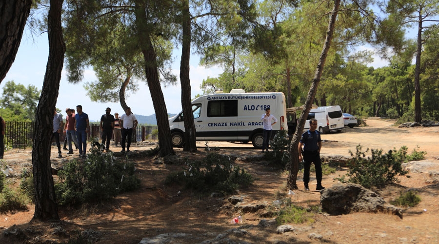 Güver Uçurumu’nda erkek cesedi bulundu