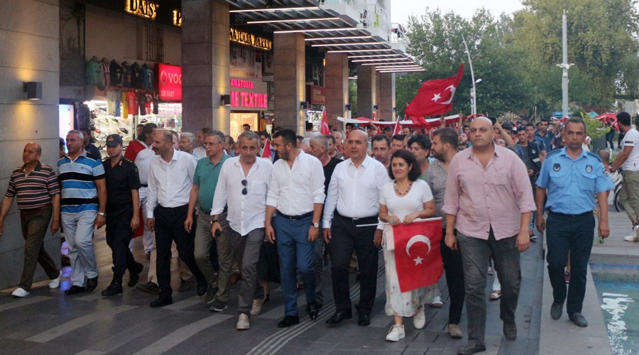 Kemer'de 15 Temmuz anması
