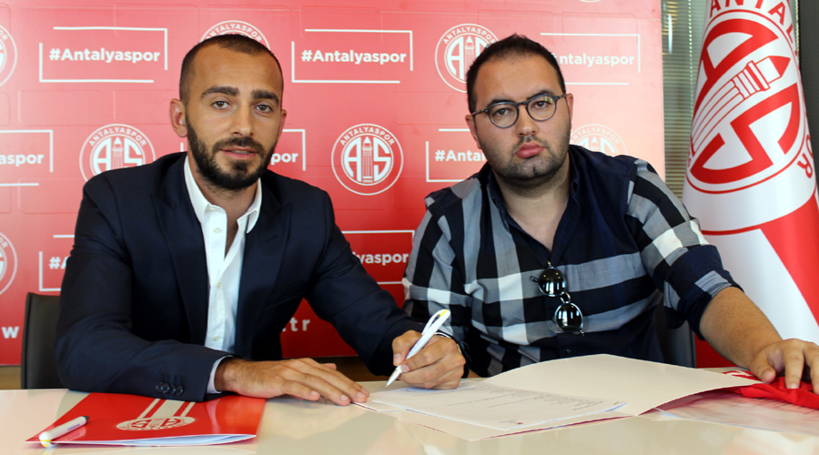Antalyaspor, Eren Albayrak'ı renklerine bağladı