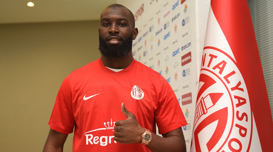 Souleymane Doukara Antalyaspor'dan ayrıldı
