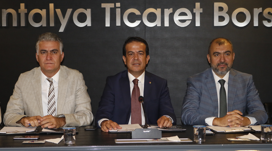 Çiftçi kaçıyor, kasaplık bitiyor!