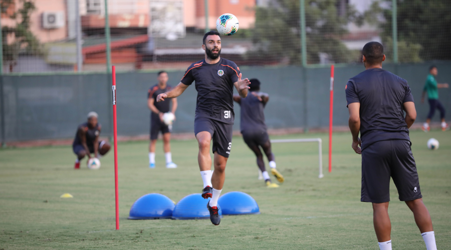 Alanyaspor Teknik Direktörü Bulut: Malatya'dan mutlu dönmek istiyoruz