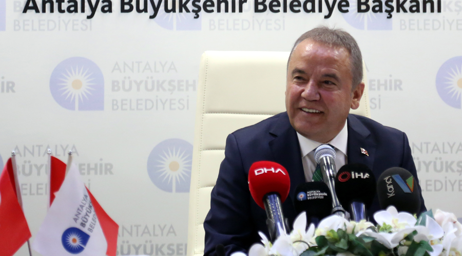 Böcek, Ankara'dan heybesi dolu döndü
