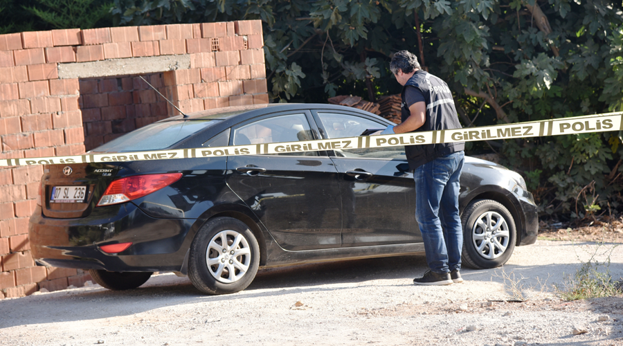 Emekli astsubay otomobilinde ölü bulundu