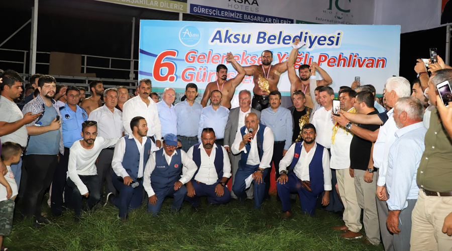 Aksu'da Mehmet Yeşil Yeşil rüzgarı