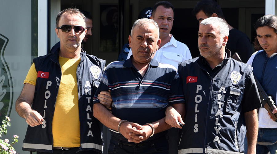 Baltayla yaşlı kadını gasbeden şüpheli 'kendi düştü' dedi