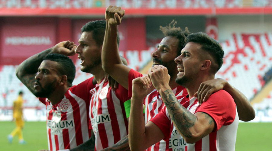 Antalyaspor'da galibiyet sevinci