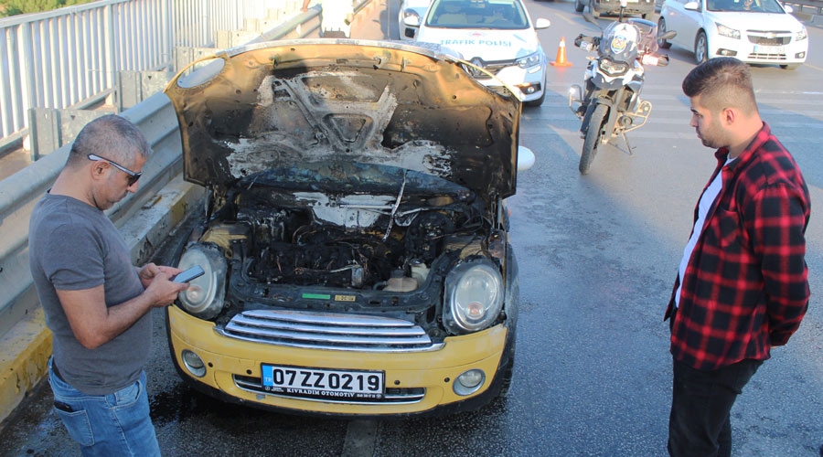 6 bin liraya yaptırılan otomobil 5'inci kilometrede yandı 