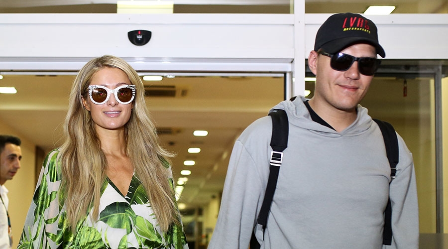 Paris Hilton, nişanlısıyla Antalya'ya geldi