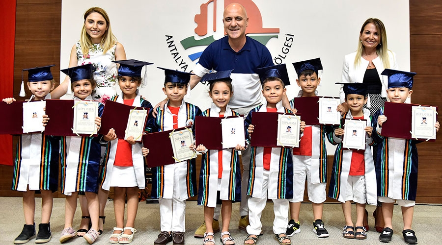 Antalya OSB kreşi ilk mezunlarını verdi