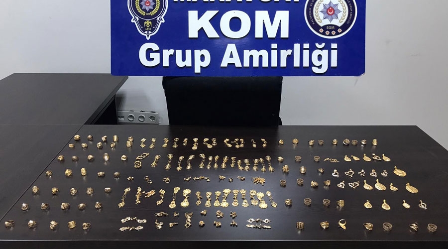  Antalya’da 600 gram kaçak altın ele geçirildi   