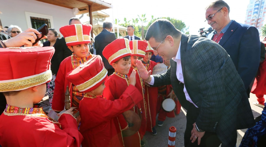 Kepez’in dört bir yanına sevgi atölyesi 