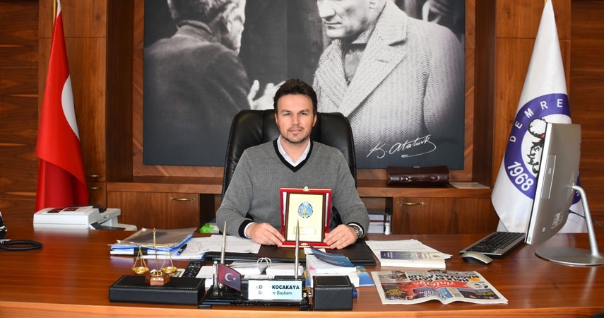 Demre Belediye Meclis üyelerinden Mehmetçik Vakfı’na 15 bin TL bağış