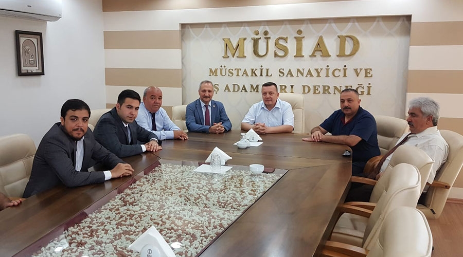 Yurdakul MÜSİAD’I ziyaret etti