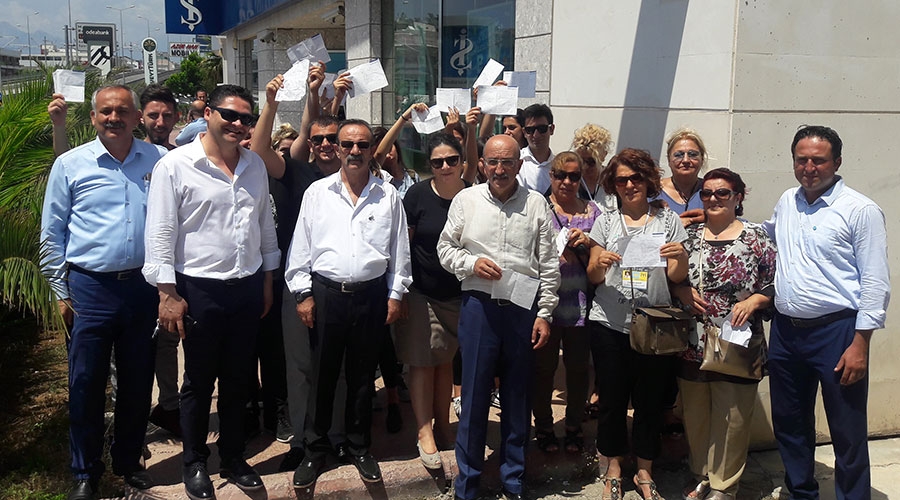 “Akşener Gönüllüleri”nden bağışa devam