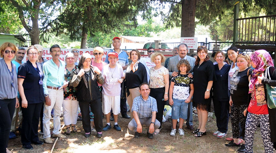 AKBÖHONDER'den 250 aileye gıda yardımı