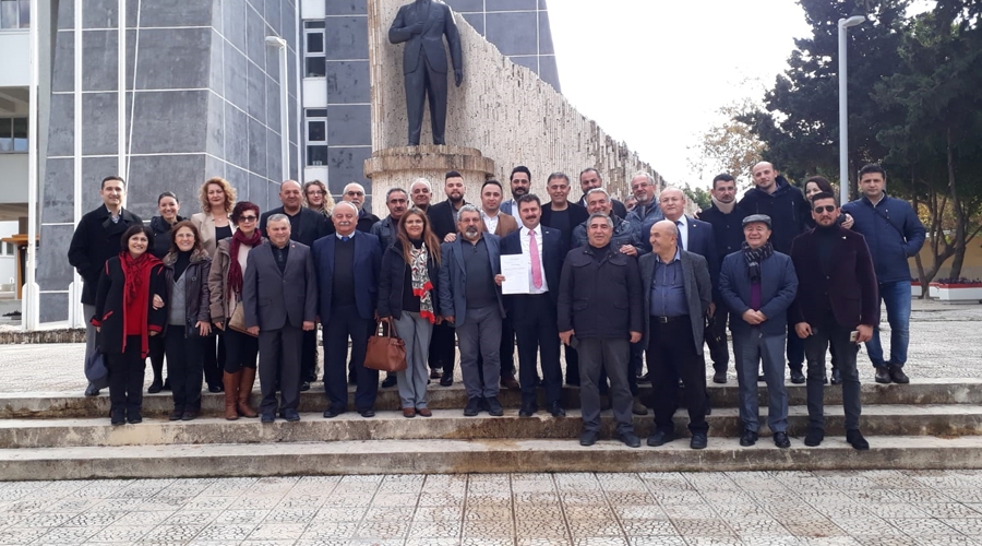 CHP Konyaaltı İlçe Başkanı Duruk Mazbatasını Aldı