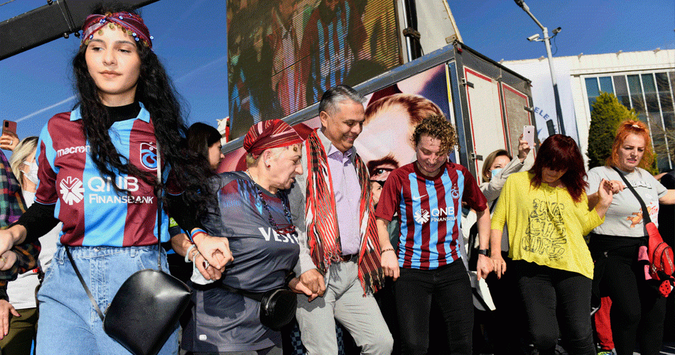 Muratpaşa’da Karadeniz fırtınası
