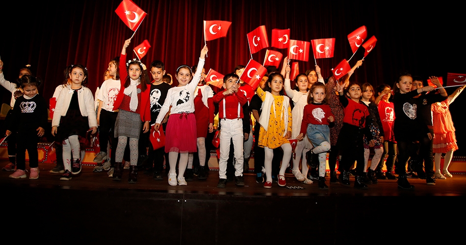 ATATÜRK’ün Antalya’ya gelişinin 92’nci yıldönümü coşkuyla kutlandı