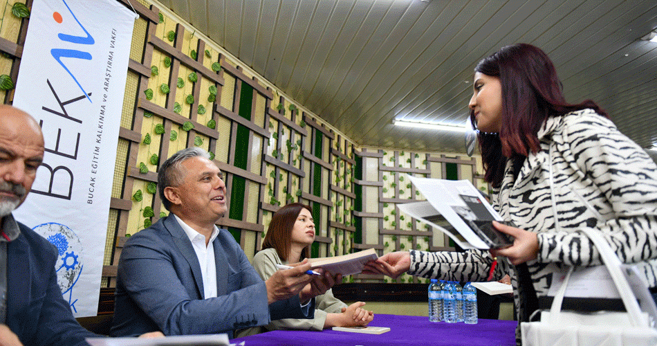 Başkan Uysal, Bucak’ta konuştu: ‘Böyle bir şeyi kabul etmiyorum’