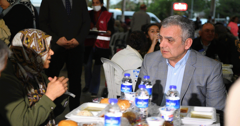 Dayanışma ve hüzün aynı sofrada